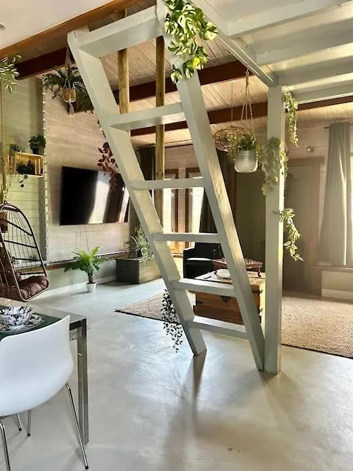 Jungle Style Lodge With Jacuzzi ,Sauna And Garden Near Amsterdam Vijfhuizen